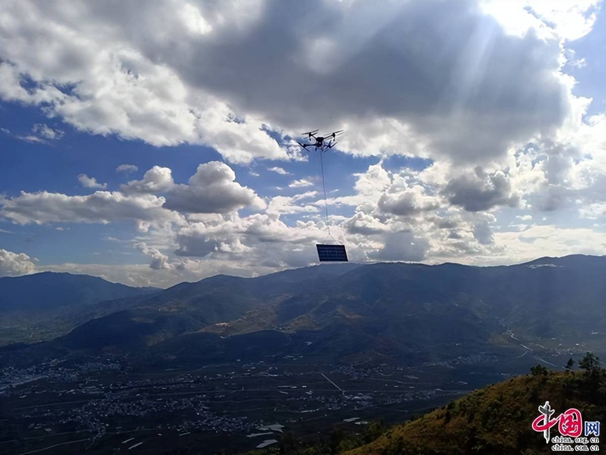 凯发国际天生赢家当荒山遇上光伏：一场邂逅云贵高原的追光之旅